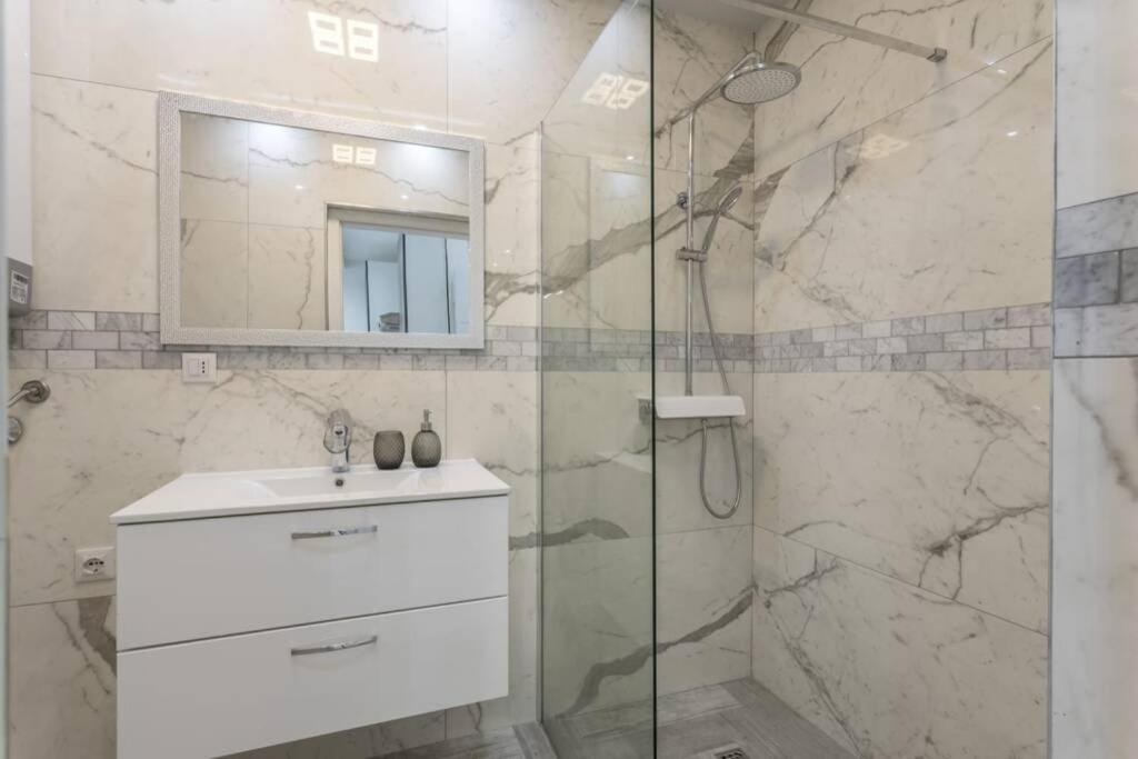 וודיצה Royal Platinum Studio Apartment מראה חיצוני תמונה