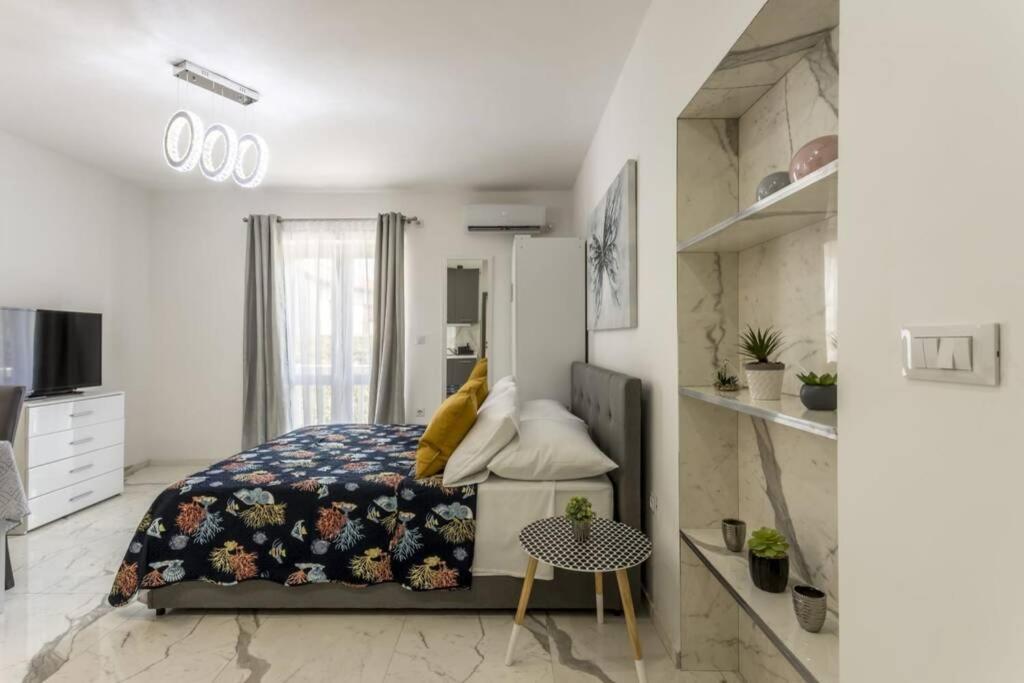 וודיצה Royal Platinum Studio Apartment מראה חיצוני תמונה